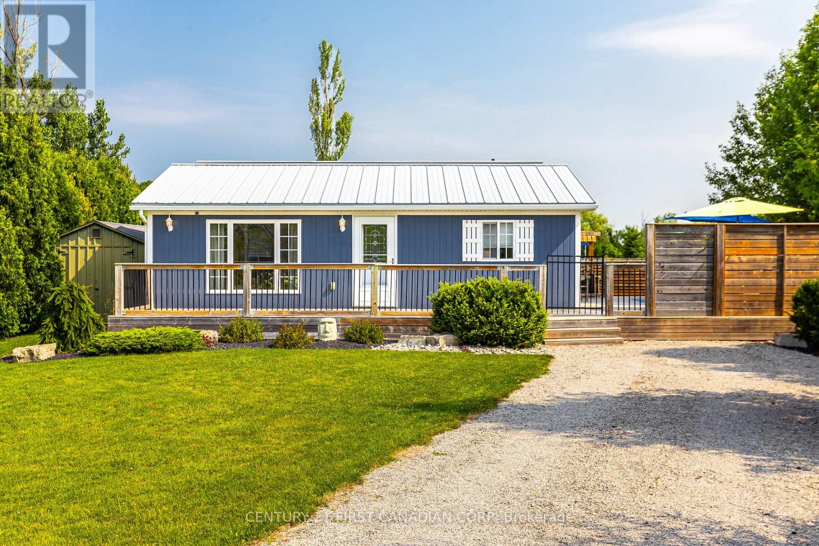 33822 Darryl Court, Bluewater (Hay), Ontario  N0M 2T0 - Photo 5 - X12071815