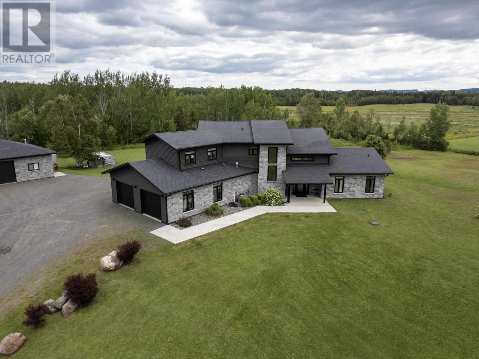 412 Fraser Rd, Oliver Paipoonge, Ontario  P7K 0B5 - Photo 42 - TB250727