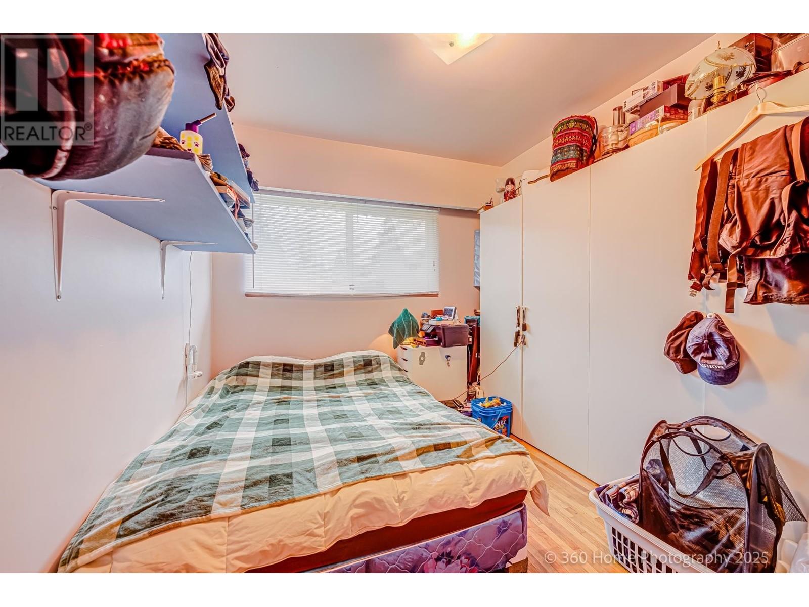 729 Accacia Avenue, Coquitlam, British Columbia  V3J 2E6 - Photo 12 - R2988060