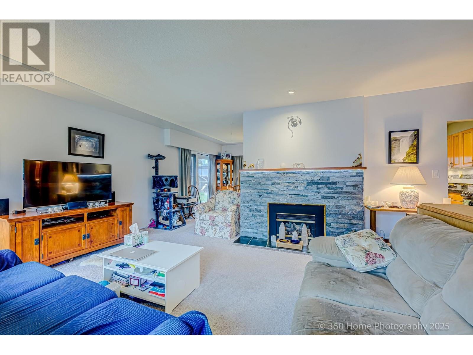 729 Accacia Avenue, Coquitlam, British Columbia  V3J 2E6 - Photo 7 - R2988060