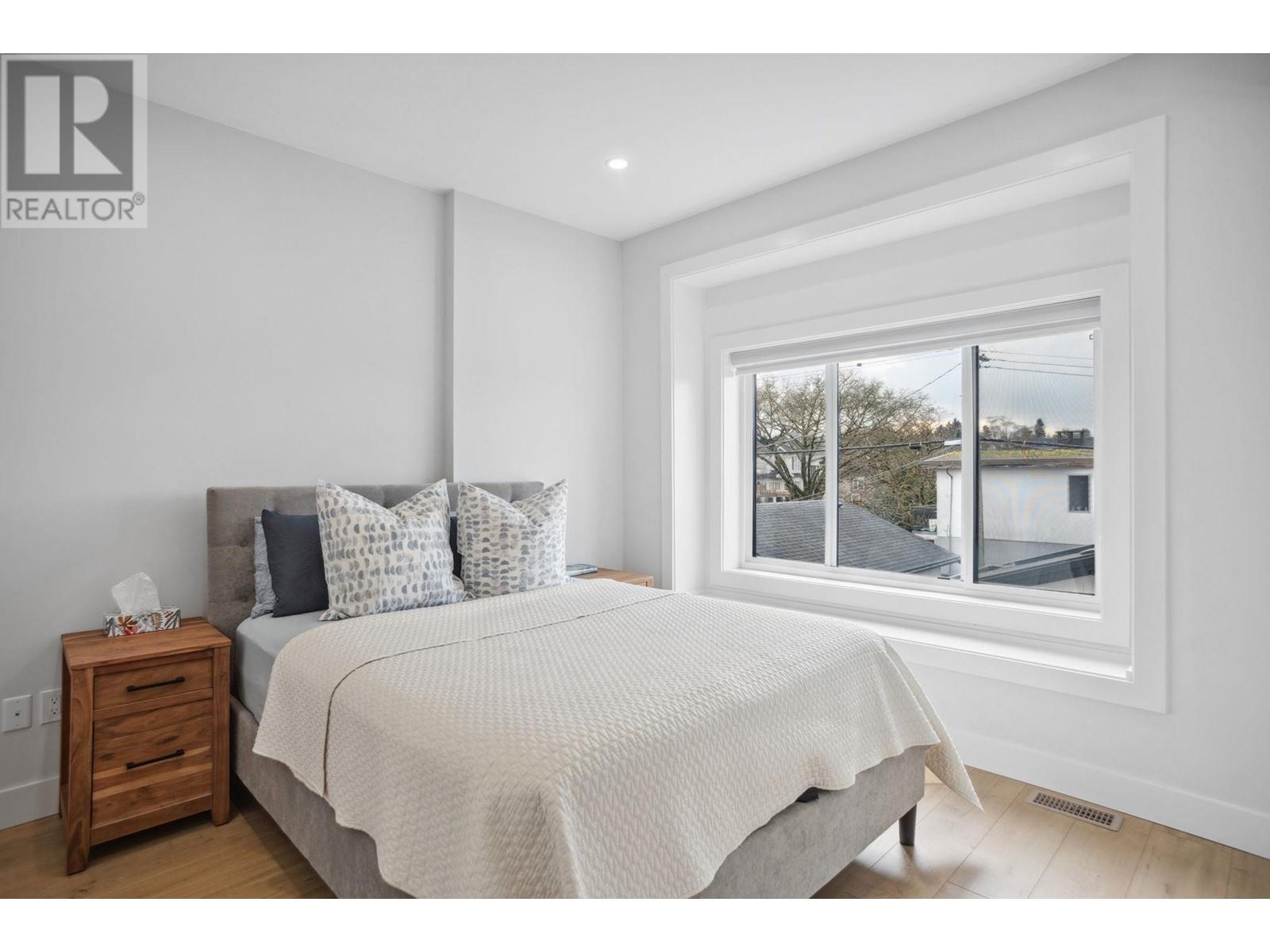 1579 Rupert Street, Vancouver, British Columbia  V5K 4L9 - Photo 13 - R2988227