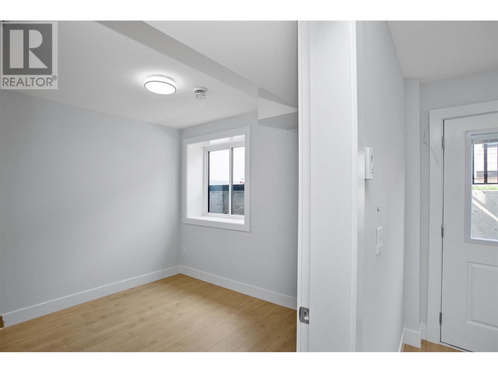1579 Rupert Street, Vancouver, British Columbia  V5K 4L9 - Photo 31 - R2988227