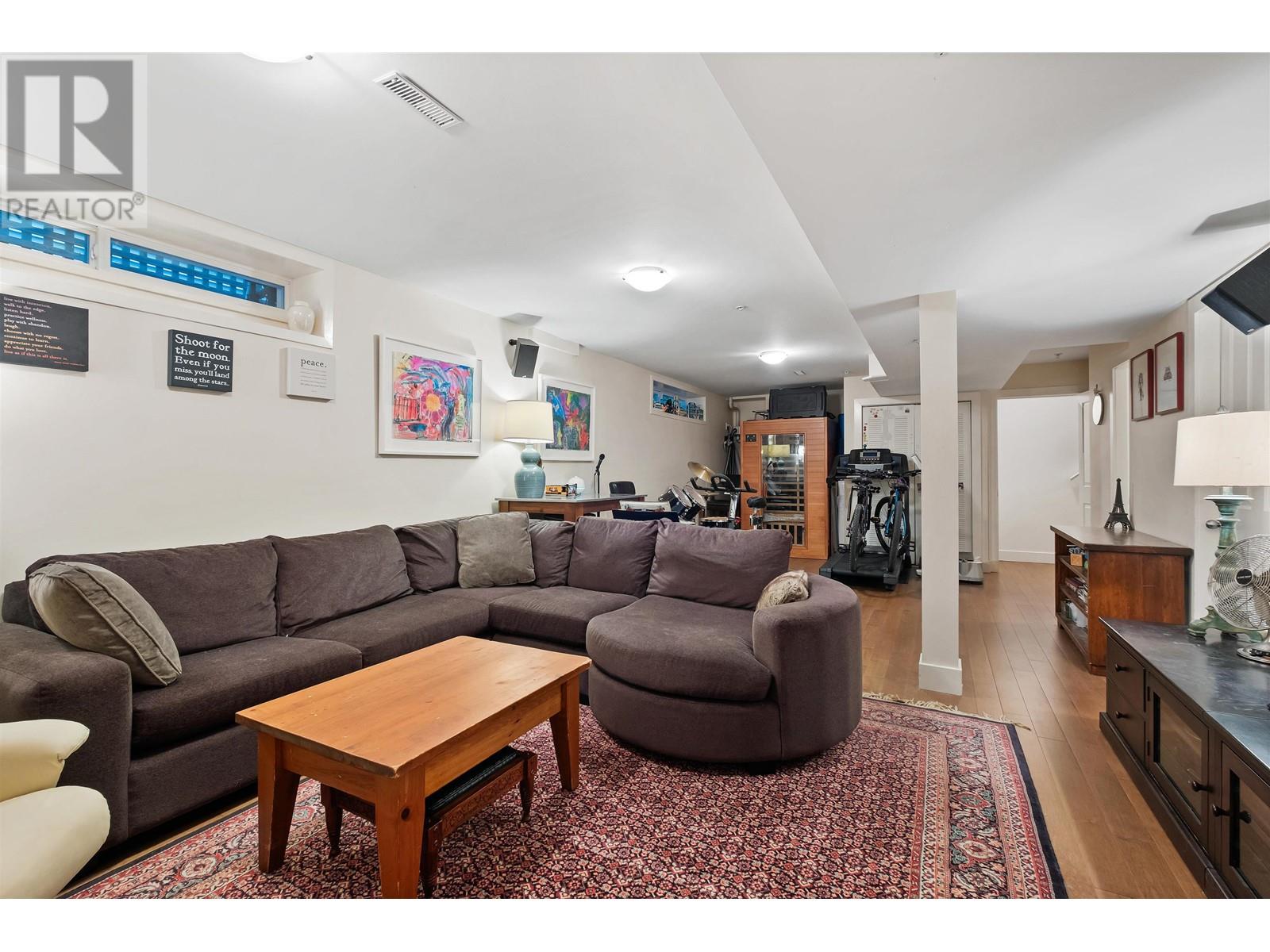 1223 W 16th Street, North Vancouver, British Columbia  V7P 1R5 - Photo 28 - R2988232