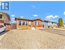 306 Ross Glen Drive SE Ross Glen