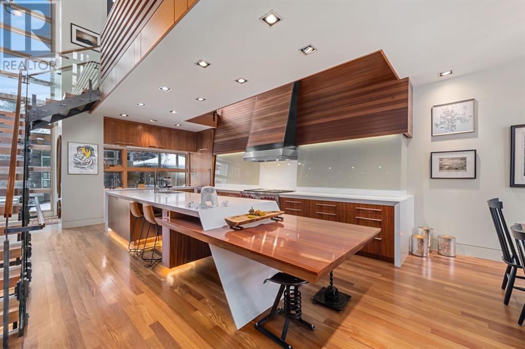 Property at 3006 5A Street SW image 3