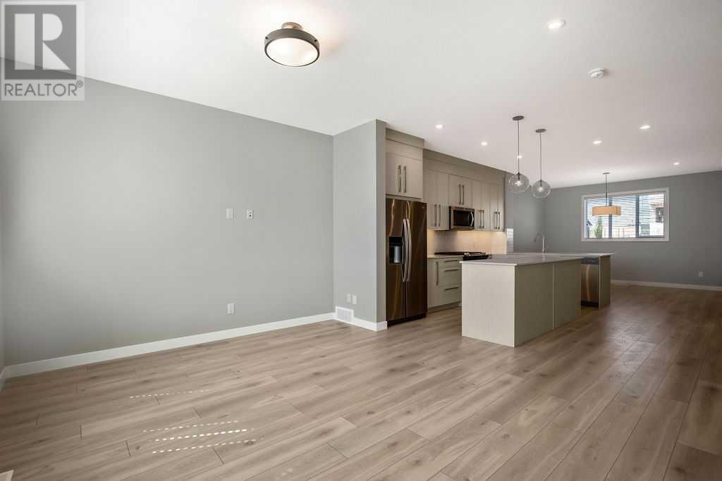 101 Creekstone Drive Sw, Calgary, Alberta  T2X 4Y2 - Photo 5 - A2193260