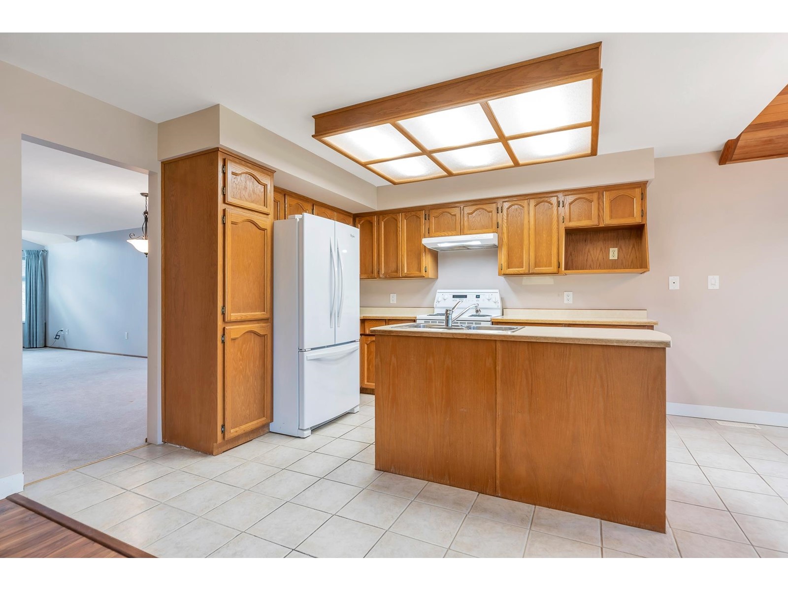 14961 20a Avenue, Surrey, British Columbia  V4A 8G1 - Photo 11 - R2987382