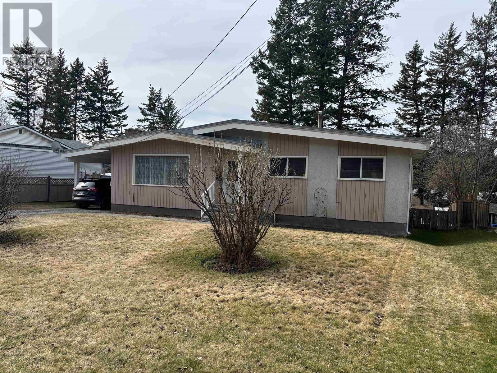 Property at 1075 N ELEVENTH AVENUE image 2