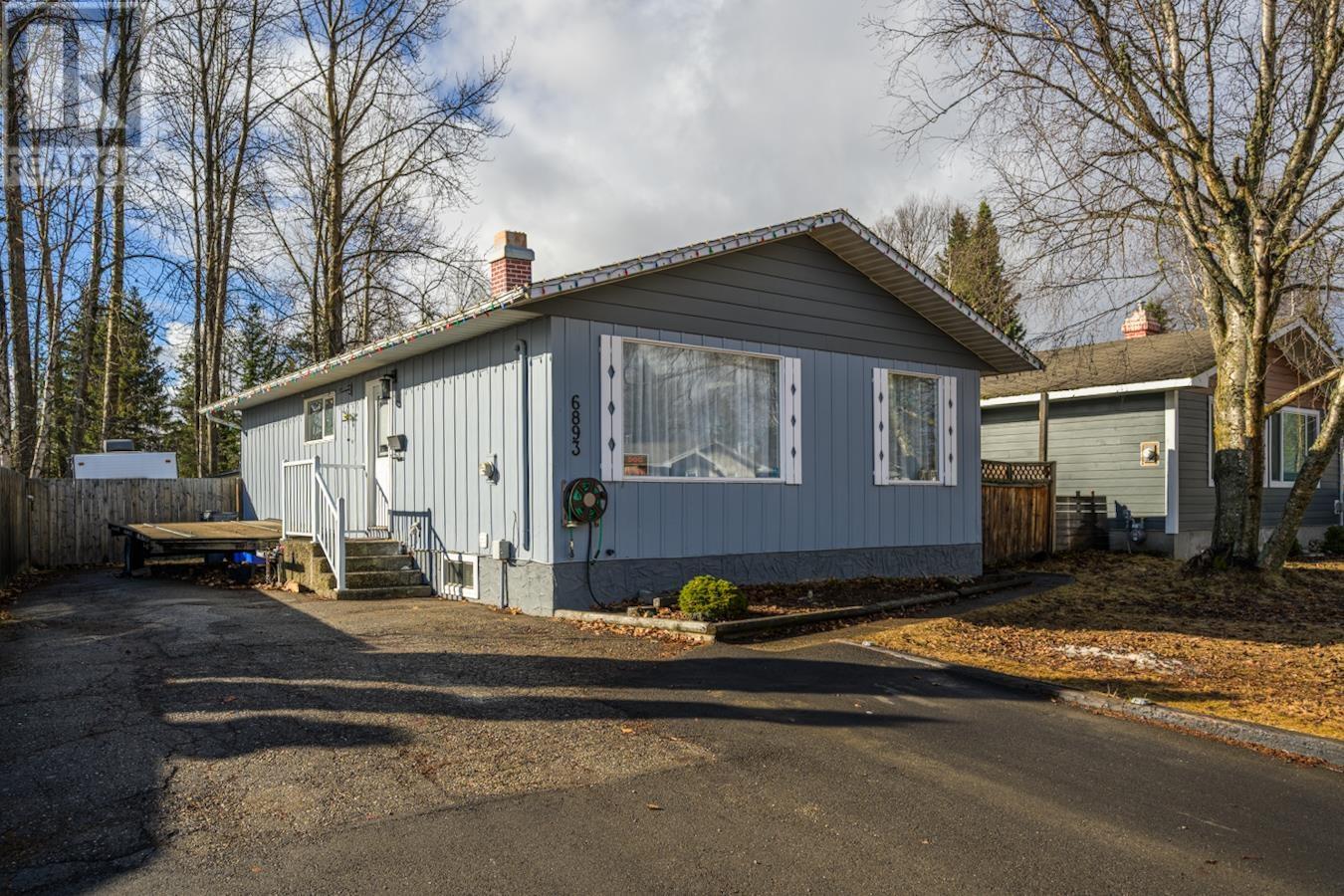 Property at 6893 FAIRMONT CRESCENT image 3