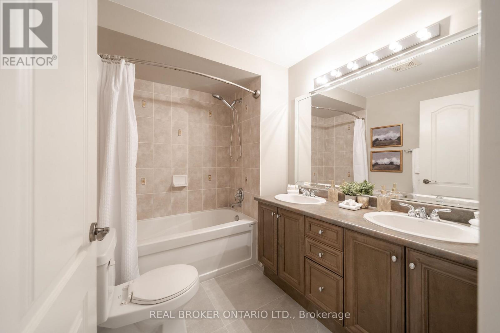 28 Corinth Gardens, Toronto (Bridle Path-Sunnybrook-York Mills), Ontario  M4P 2N5 - Photo 24 - C12071792