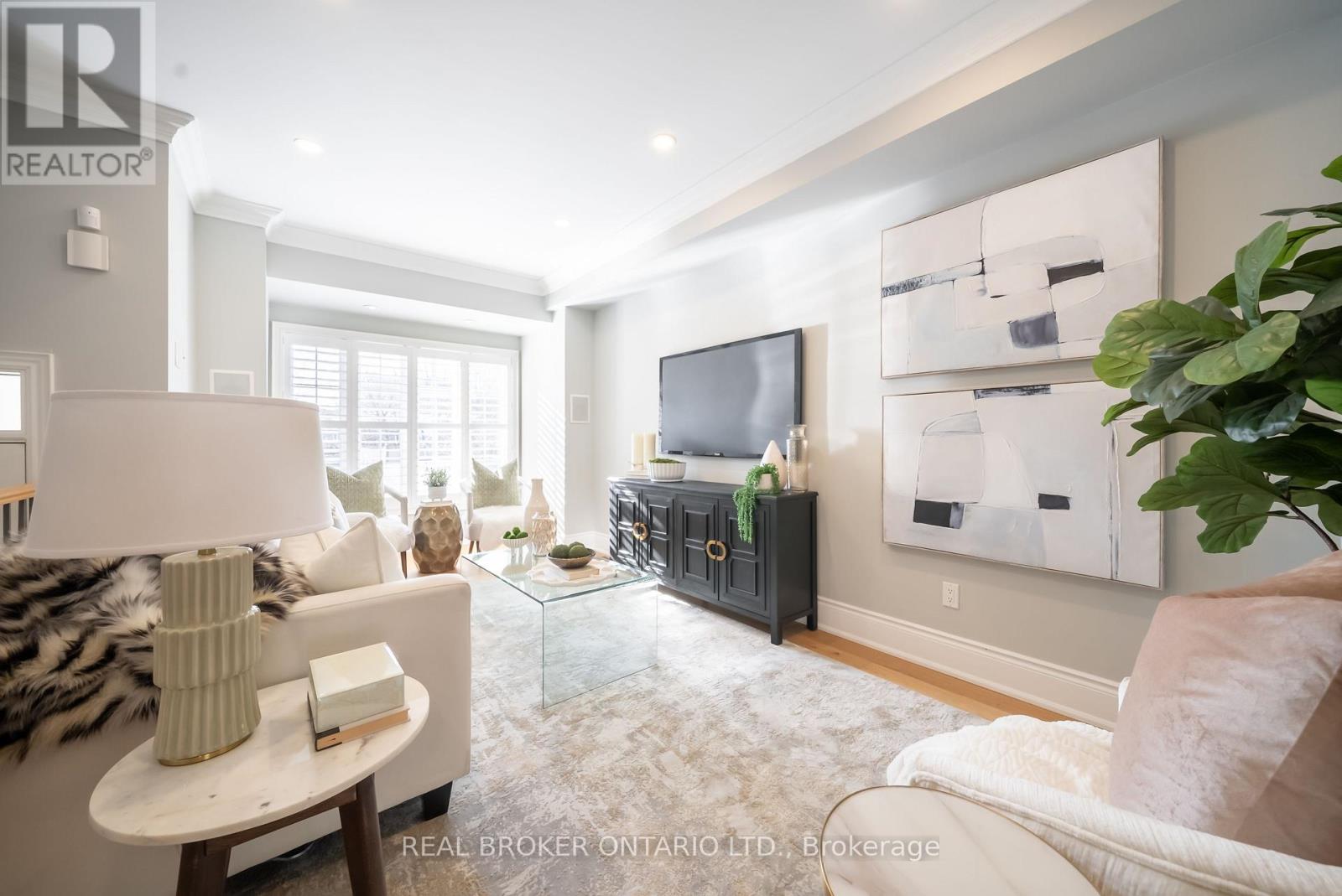 Property at 28 CORINTH GARDENS image 3