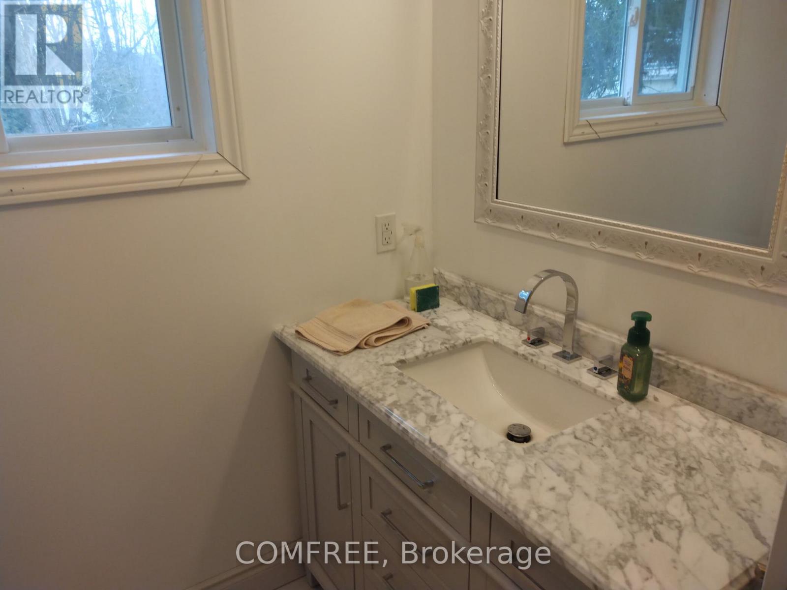 7177 Beach Drive, Ramara, Ontario  L0K 2B0 - Photo 15 - S12071905