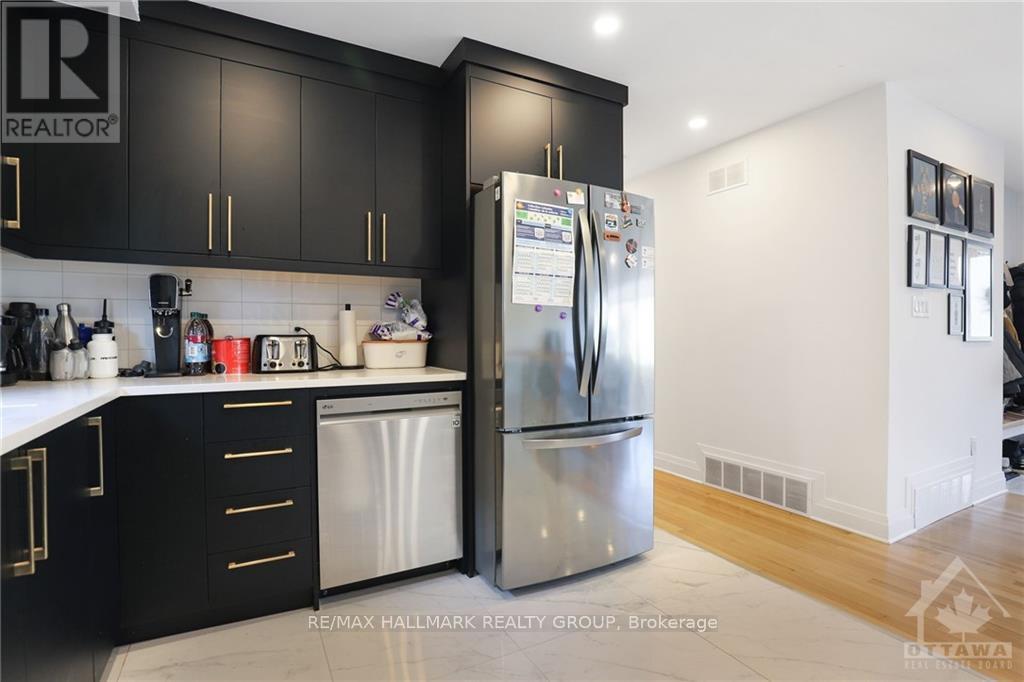 2204 Utah Street, Ottawa, Ontario  K1H 7W8 - Photo 12 - X12071830