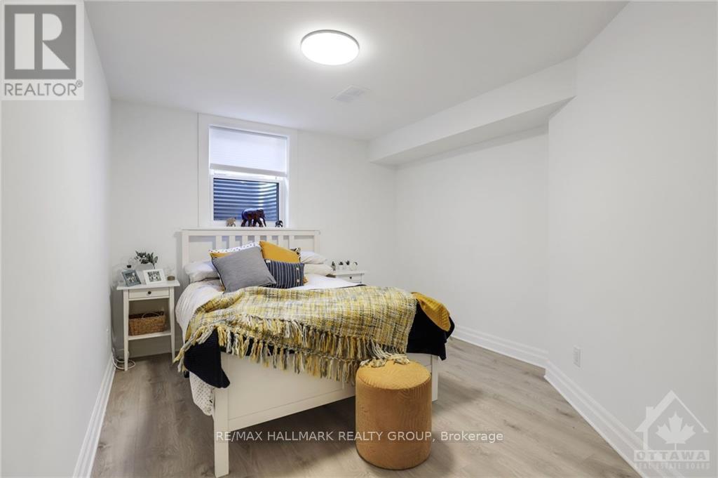 2204 Utah Street, Ottawa, Ontario  K1H 7W8 - Photo 24 - X12071830