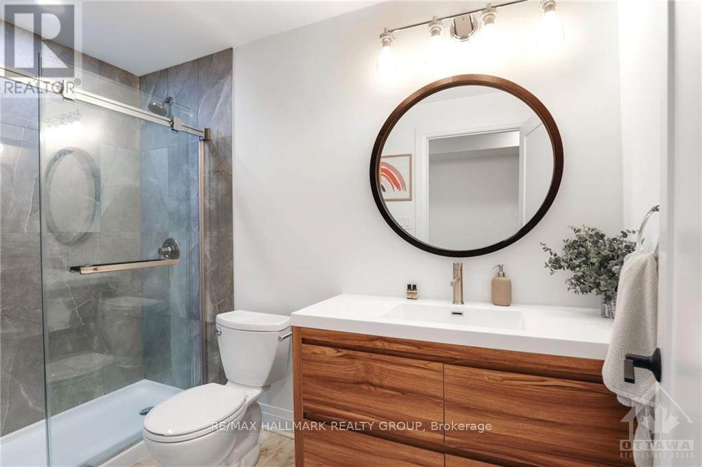 2204 Utah Street, Ottawa, Ontario  K1H 7W8 - Photo 25 - X12071830