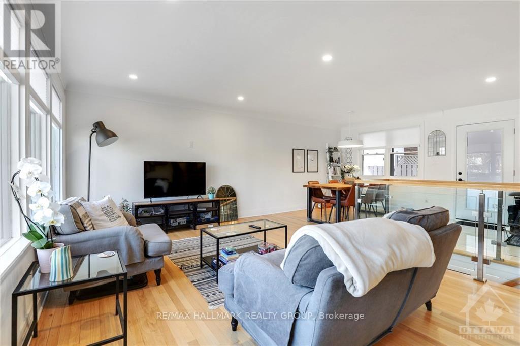 2204 Utah Street, Ottawa, Ontario  K1H 7W8 - Photo 5 - X12071830