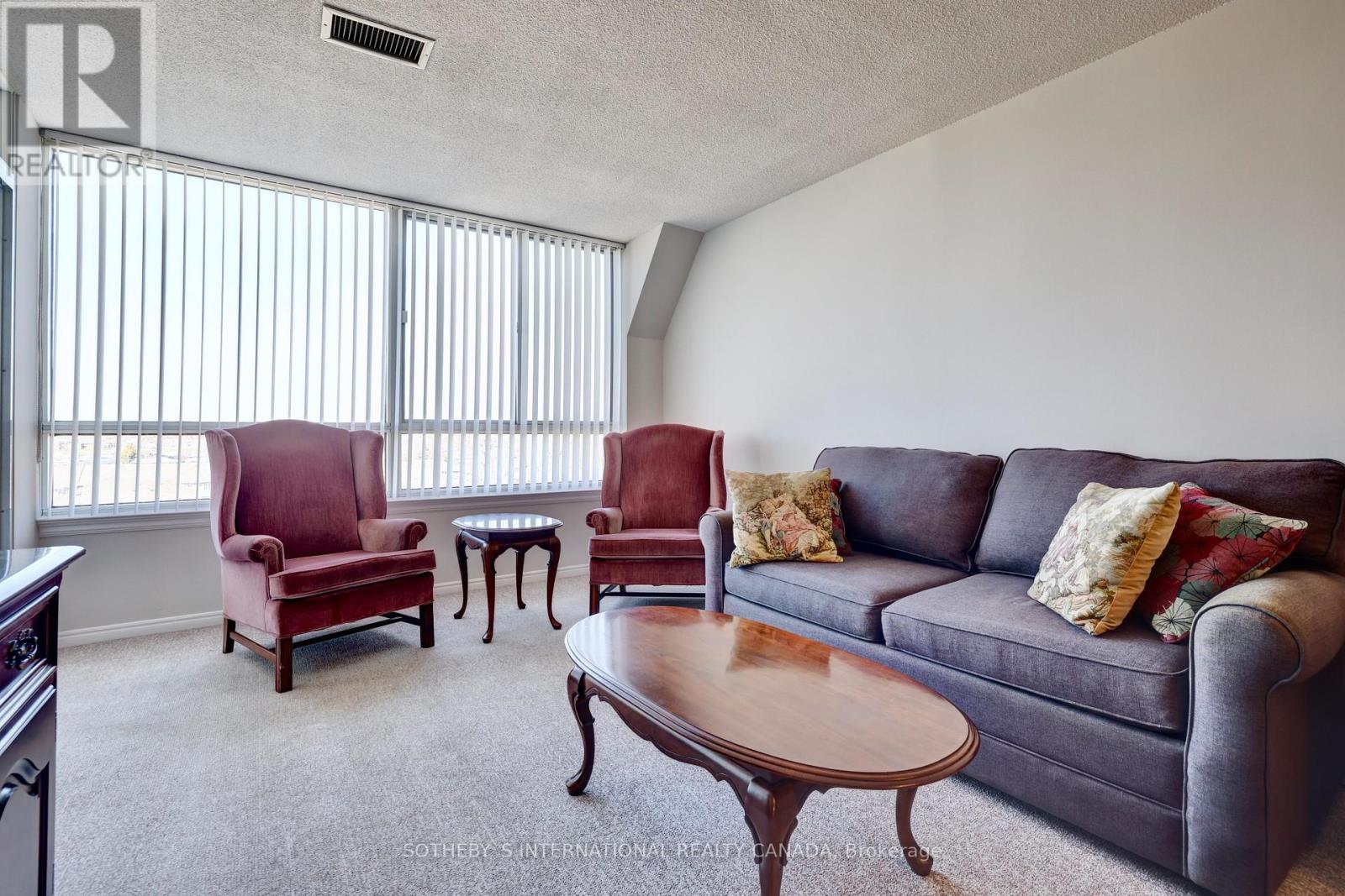 Ph04 - 1001 Cedarglen Gate, Mississauga, Ontario  L5C 4R2 - Photo 15 - W12071810