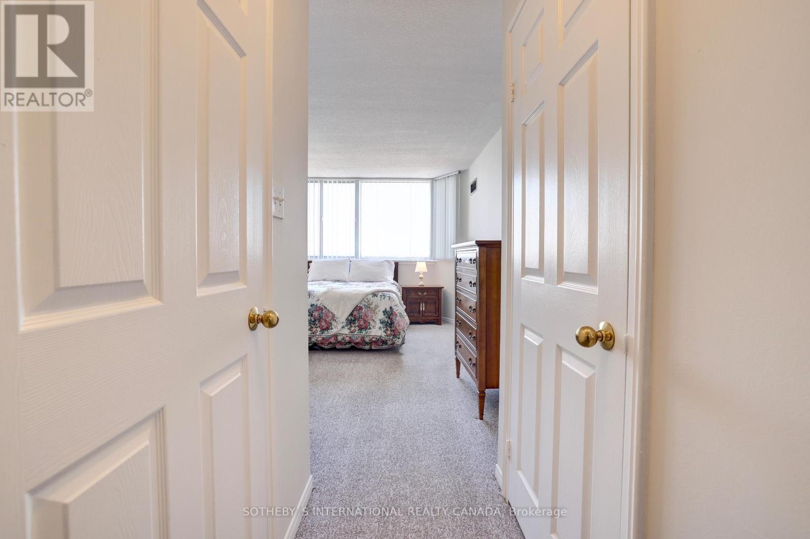 Ph04 - 1001 Cedarglen Gate, Mississauga, Ontario  L5C 4R2 - Photo 24 - W12071810