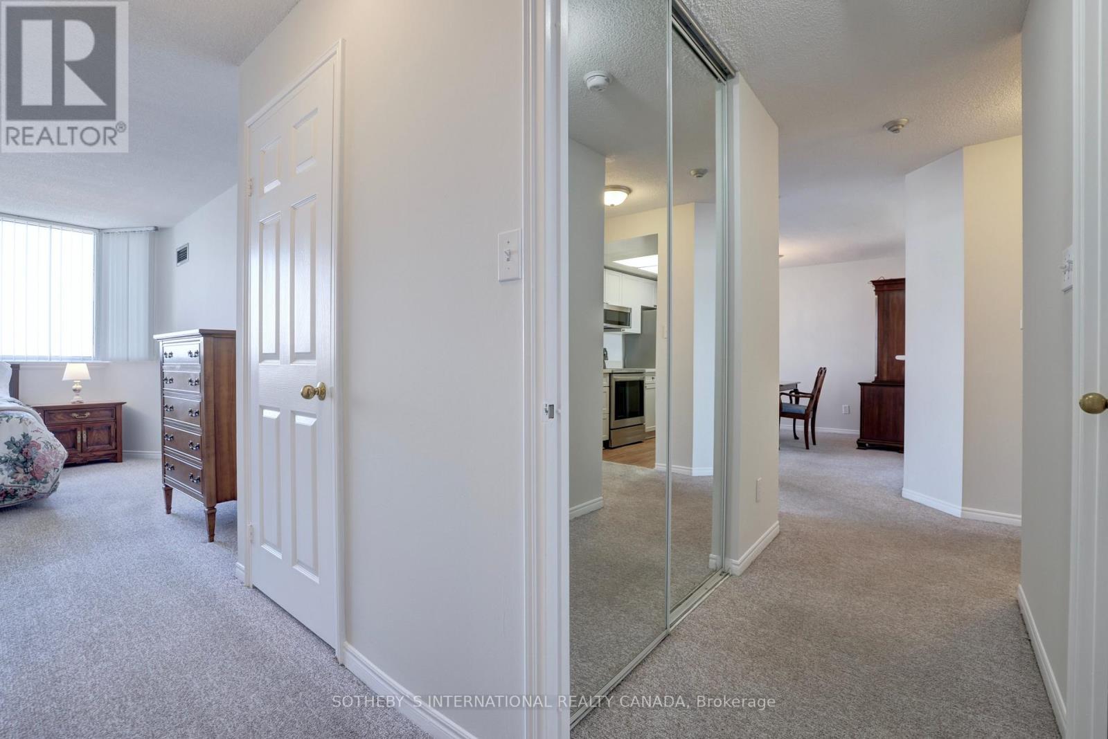 Ph04 - 1001 Cedarglen Gate, Mississauga, Ontario  L5C 4R2 - Photo 28 - W12071810