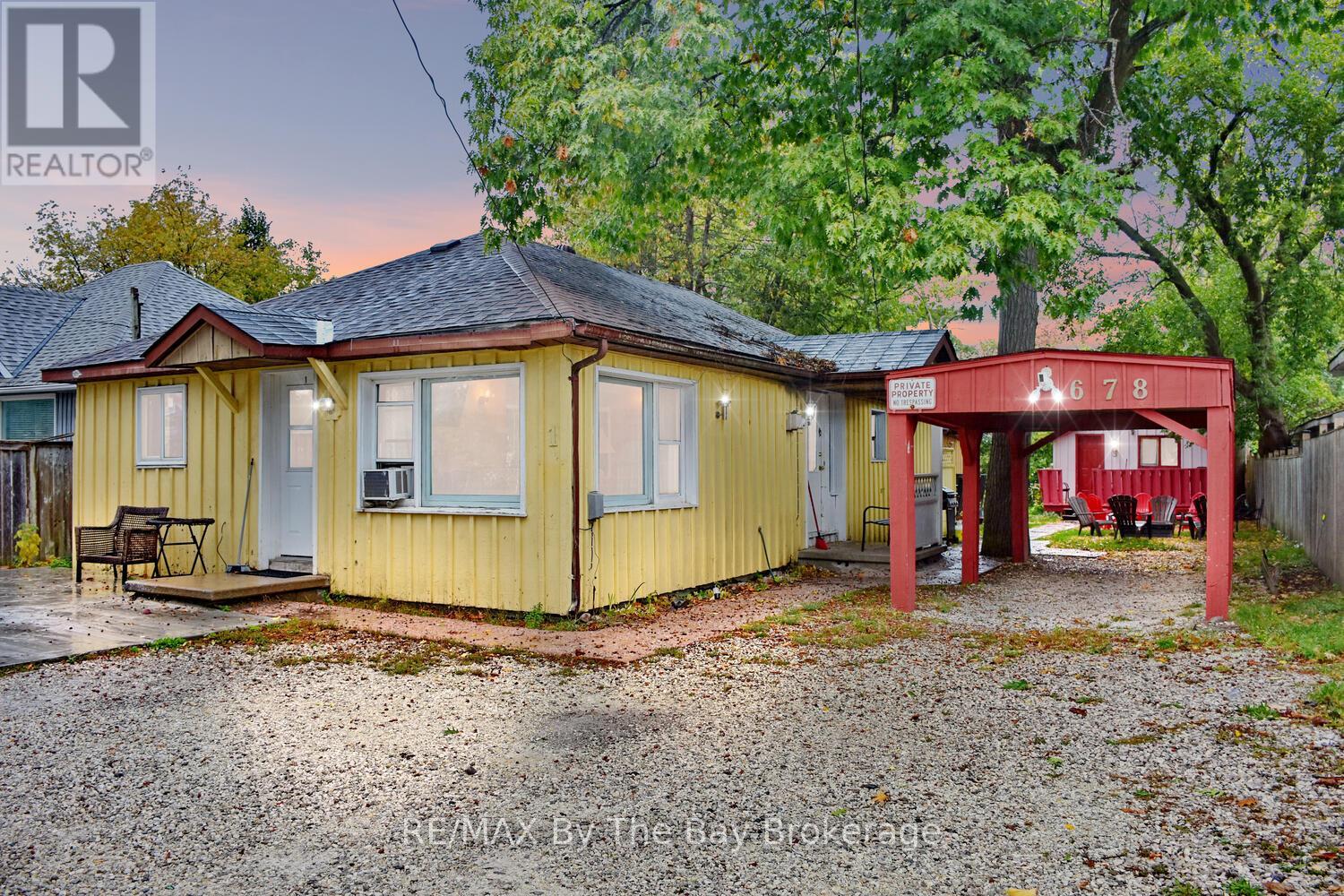 Property at 678 RIVER ROAD W image 1