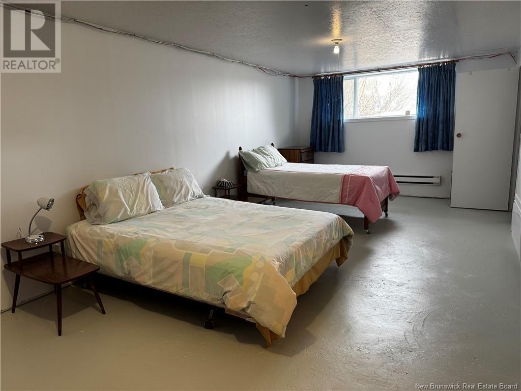 102 49e Avenue, Edmundston, New Brunswick  E3V 3E6 - Photo 21 - NB115891