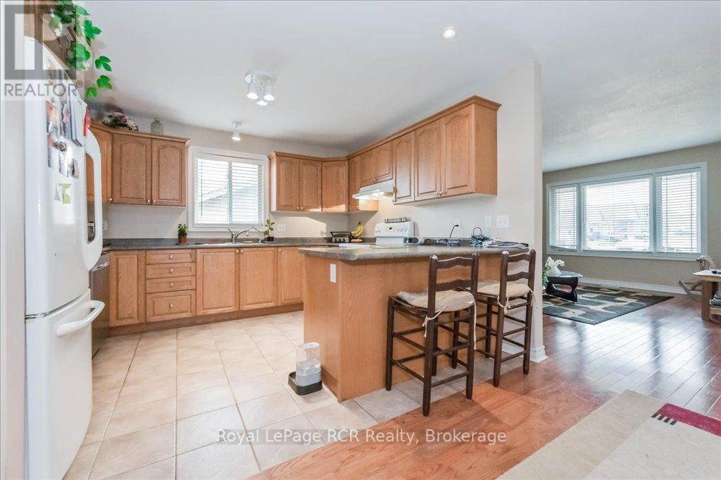 675 Albert Street, Wellington North, Ontario  N0G 2L2 - Photo 20 - X12071902