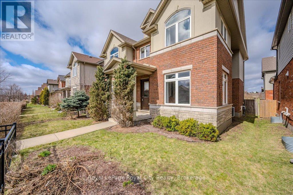 22 Tolton Drive, Guelph, Ontario  N1L 0C5 - Photo 3 - X12071993