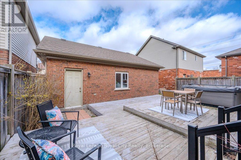 22 Tolton Drive, Guelph, Ontario  N1L 0C5 - Photo 38 - X12071993