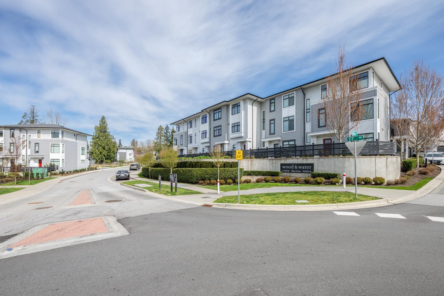 123 15235 SITKA DRIVE, surrey, British Columbia