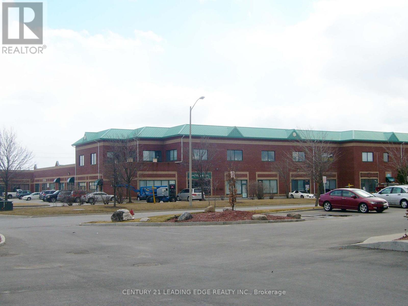 48 - 86 RINGWOOD DRIVE, Whitchurch-Stouffville, Ontario