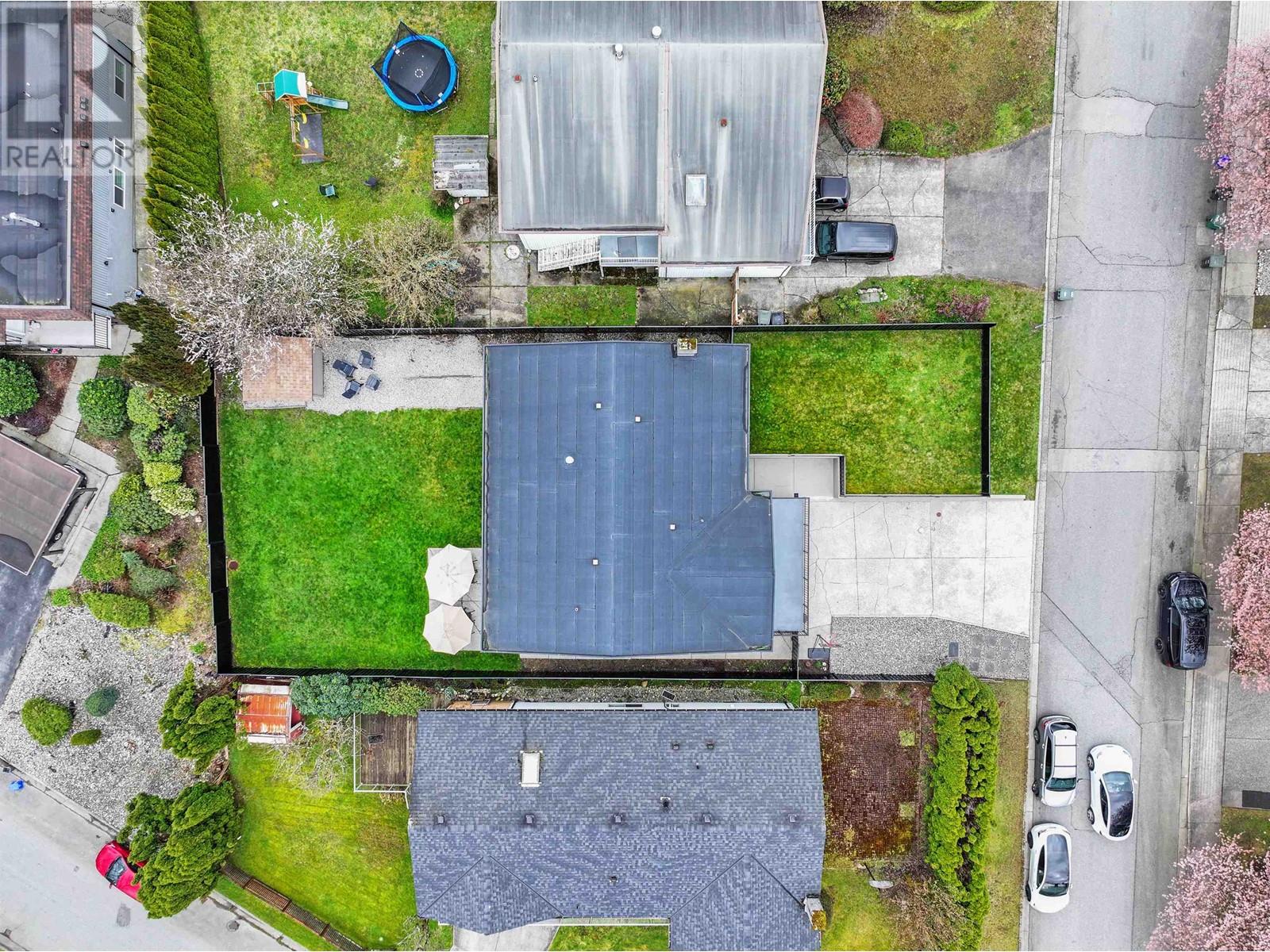 1281 Marsden Court, Burnaby, British Columbia  V5A 3K2 - Photo 36 - R2988013