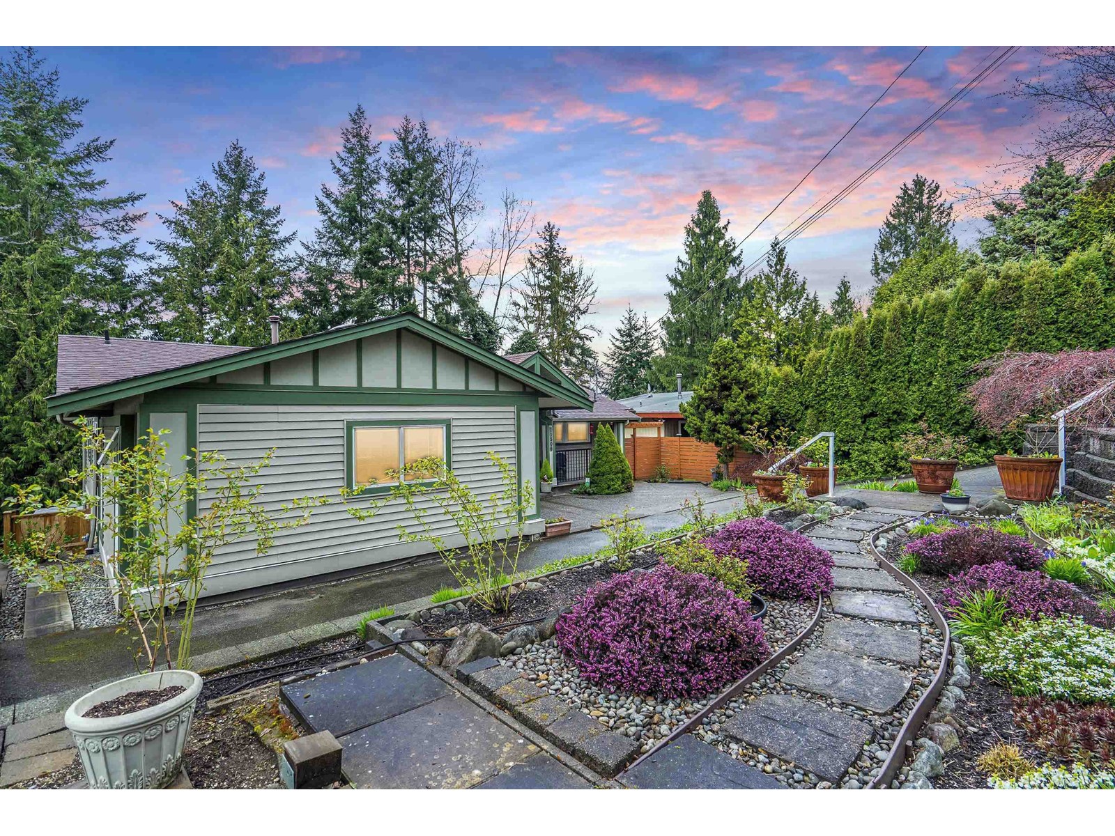 11506 Bailey Crescent, Surrey, British Columbia  V3V 6J7 - Photo 5 - R2988276