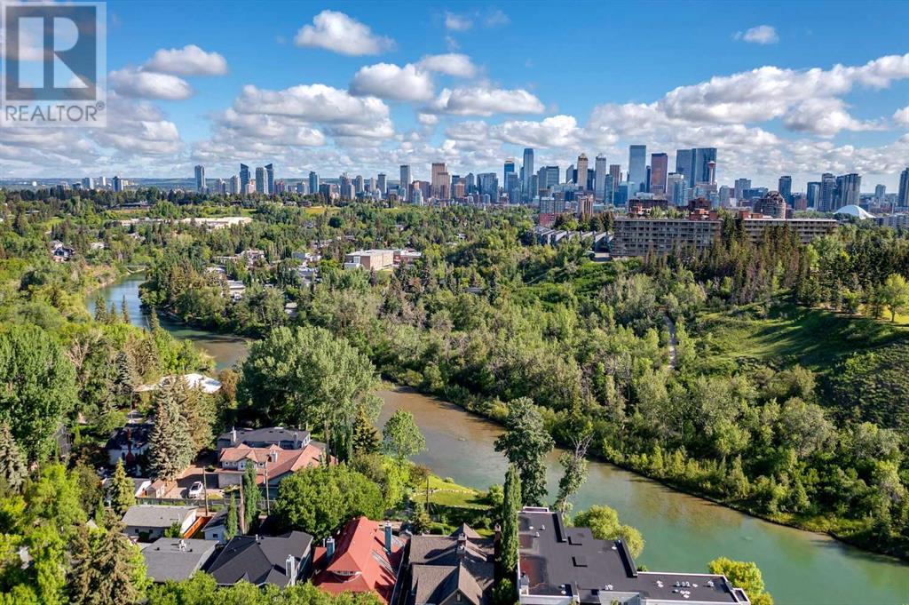 Property at 301 Elbow Park Lane SW image 1