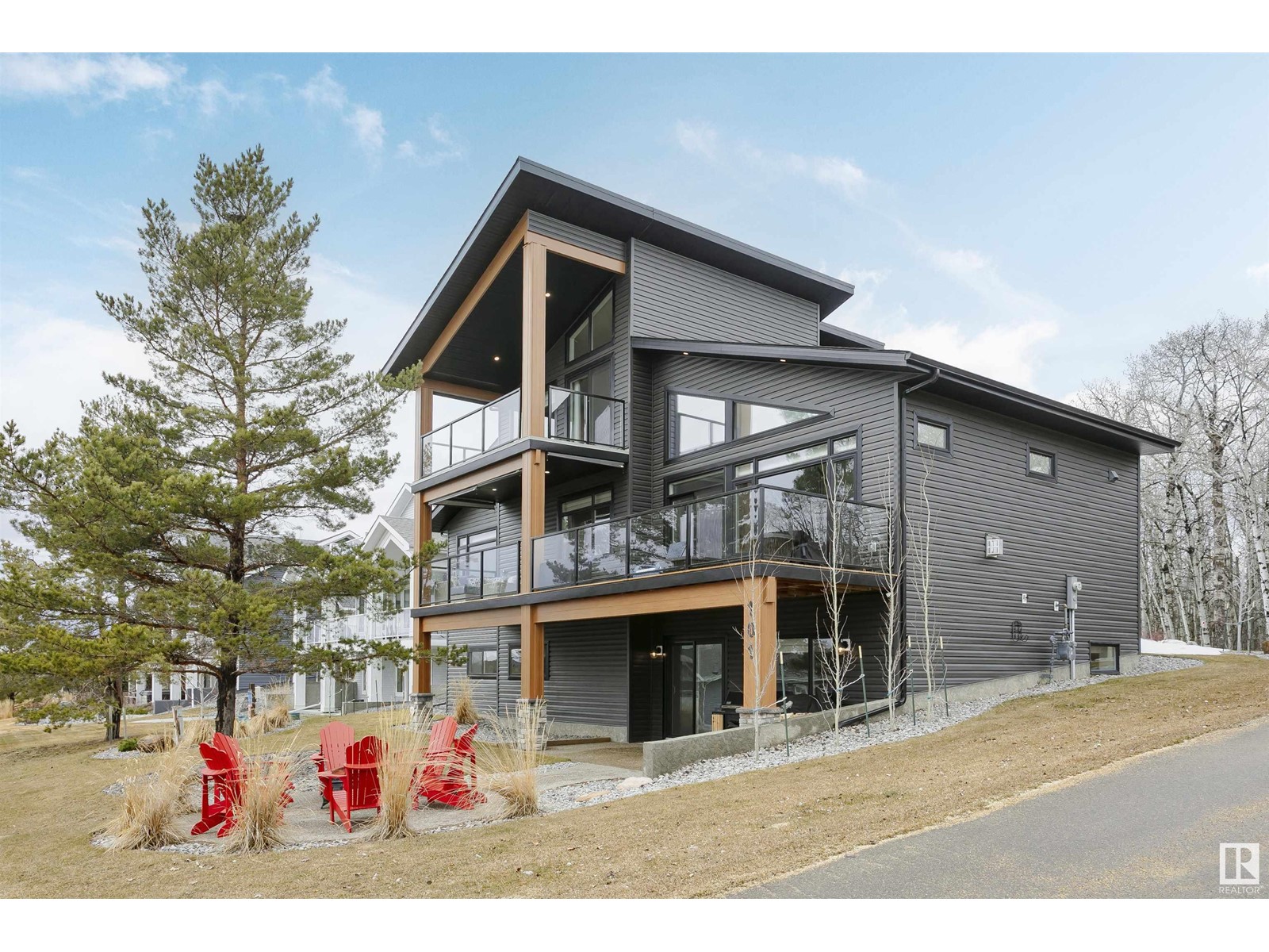 Property at #101 55101 STE. ANNE TR image 2