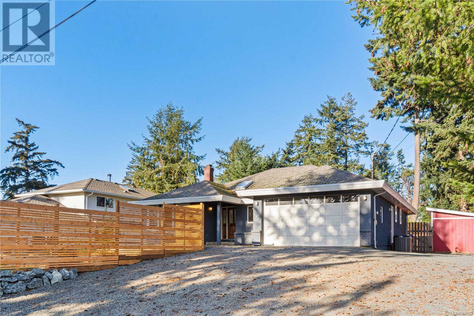 1374 Pilot Way, Nanoose Bay, British Columbia  V9P 9B8 - Photo 2 - 994533