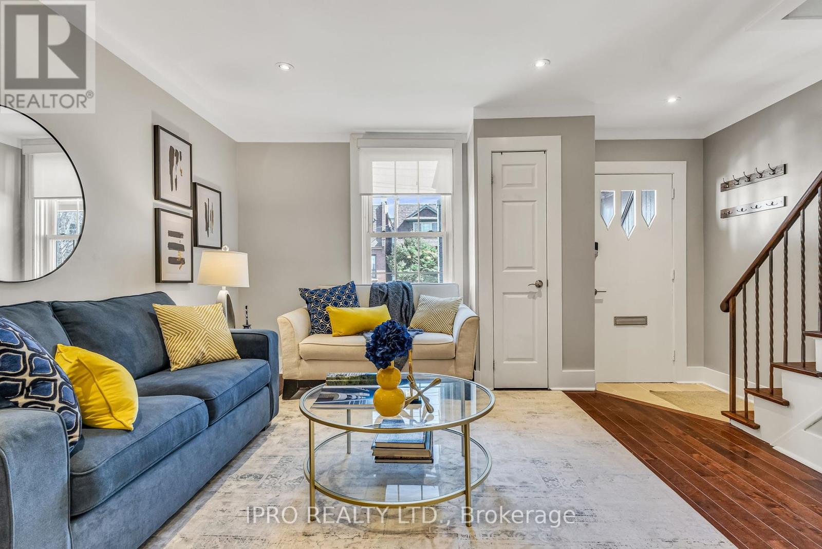 Property at 264 HOWLAND AVENUE image 4