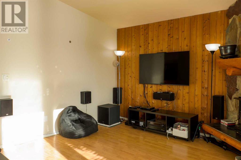 236 Pinetree Road Ne, Calgary, Alberta  T1Y 1K3 - Photo 6 - A2207952