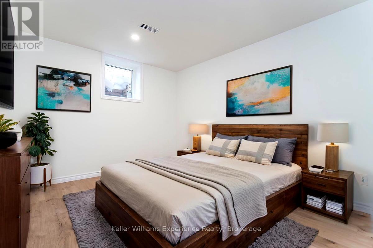 18 Archer Crescent, Springwater, Ontario  L0L 1P0 - Photo 32 - S12071457