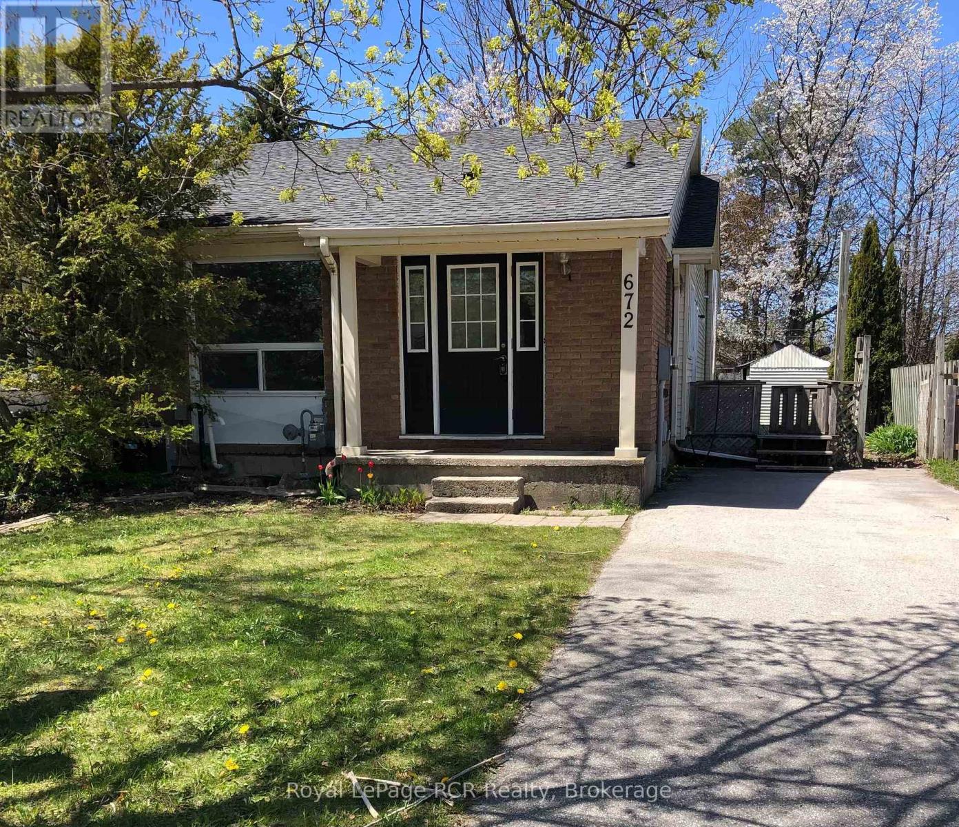 672 Kennard Crescent, Kincardine, Ontario  N2Z 1T4 - Photo 2 - X11974260