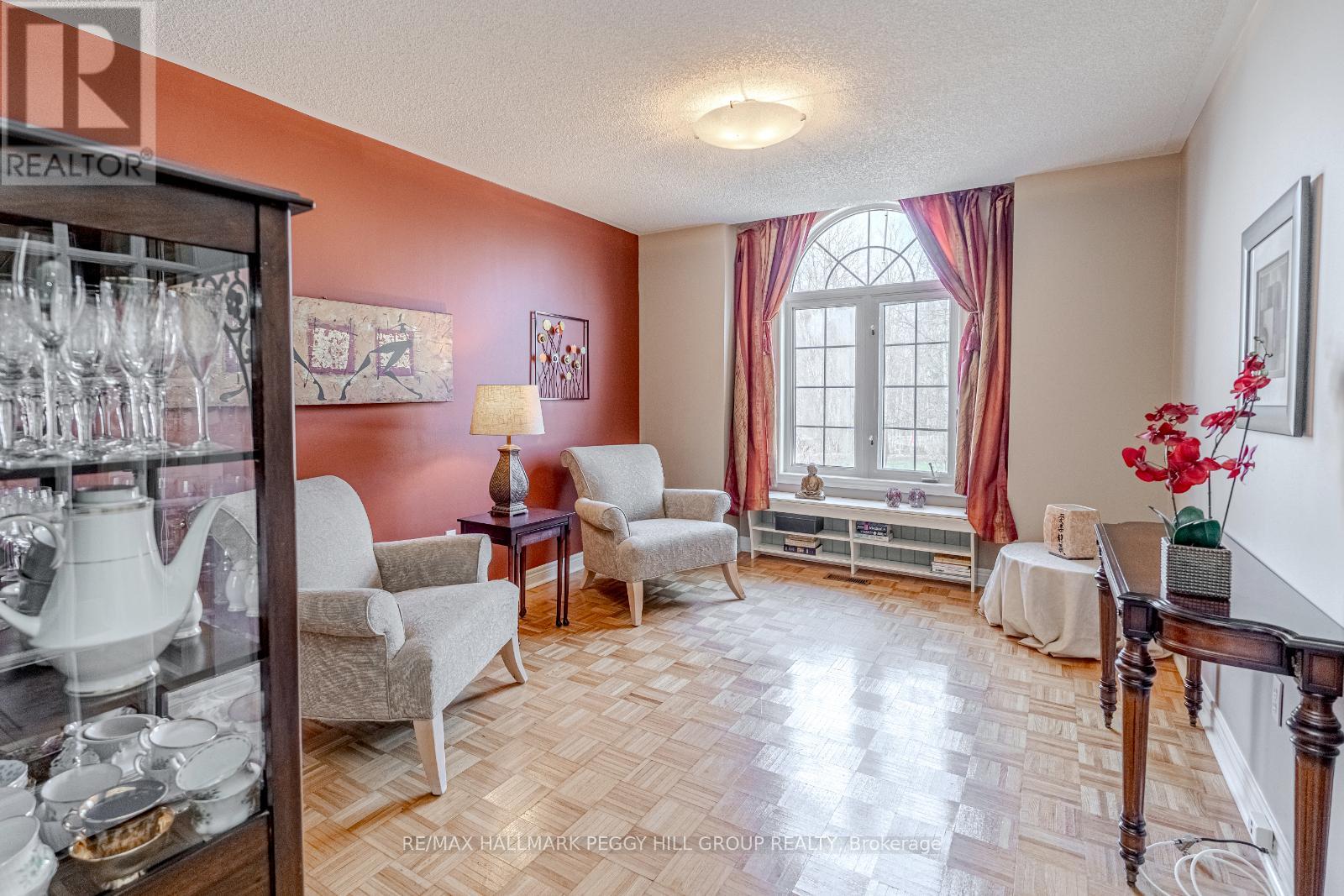 1 Valley View Court, Barrie, Ontario  L4N 0G7 - Photo 12 - S12071864