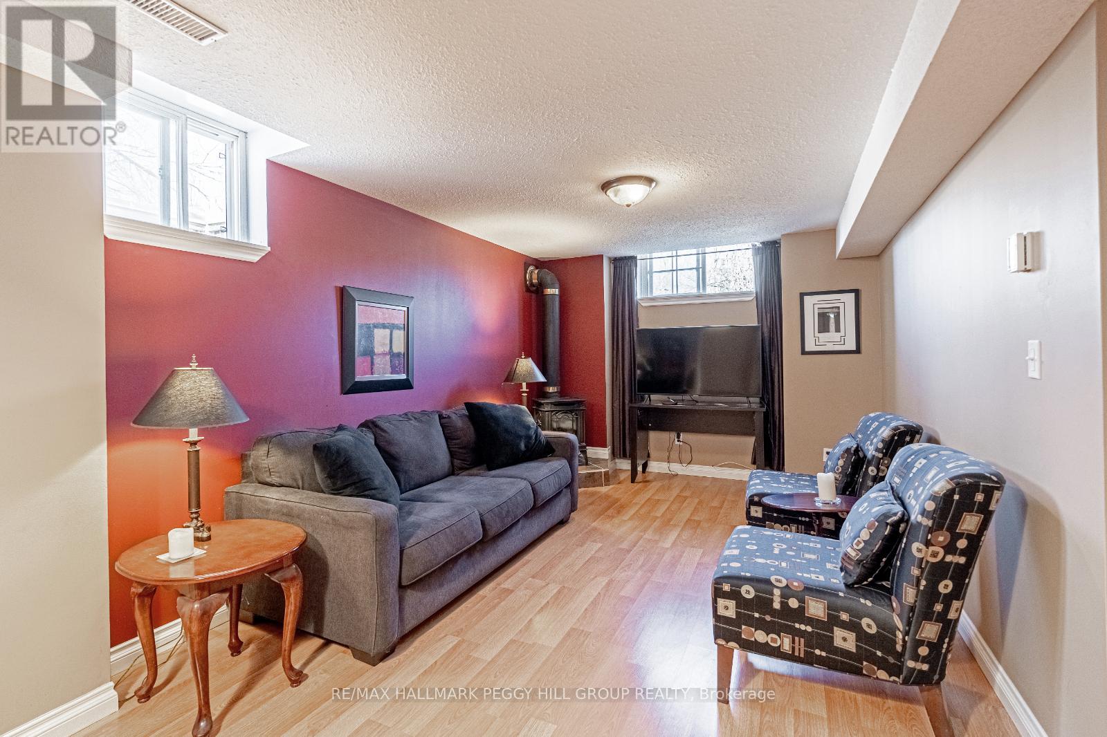 1 Valley View Court, Barrie, Ontario  L4N 0G7 - Photo 13 - S12071864