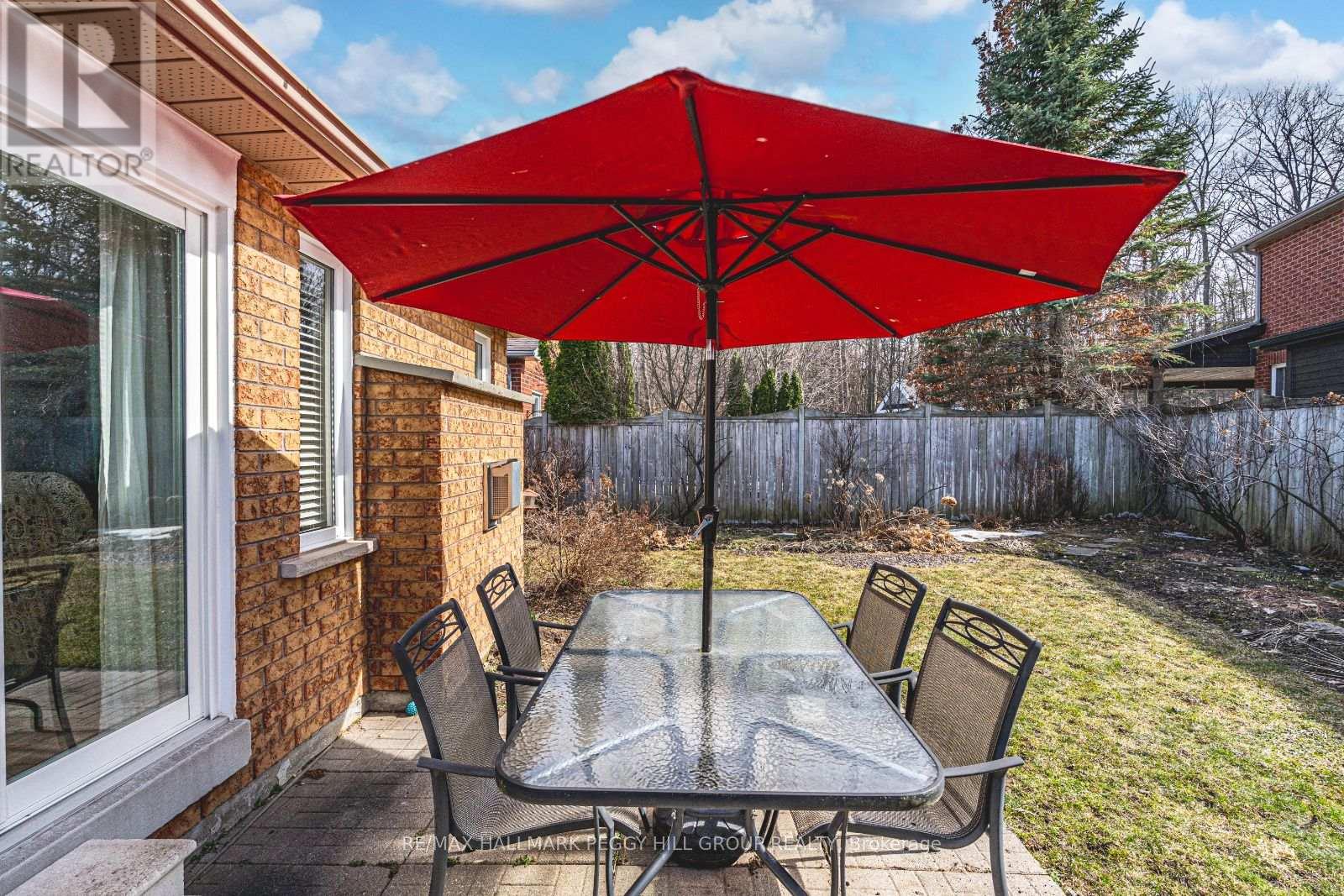 1 Valley View Court, Barrie, Ontario  L4N 0G7 - Photo 19 - S12071864