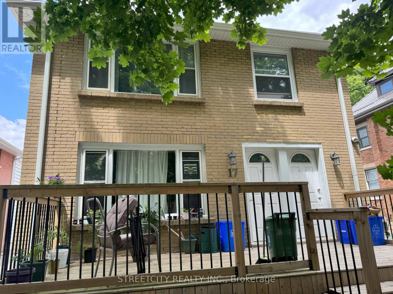 UPPER - 17 EVERGREEN AVENUE, london, Ontario