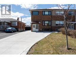 18 TURKS ROAD, Toronto, Ontario