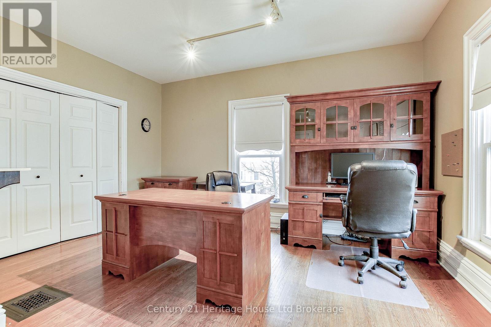 607 Princess Street, Woodstock, Ontario  N4S 4H3 - Photo 19 - X12072024