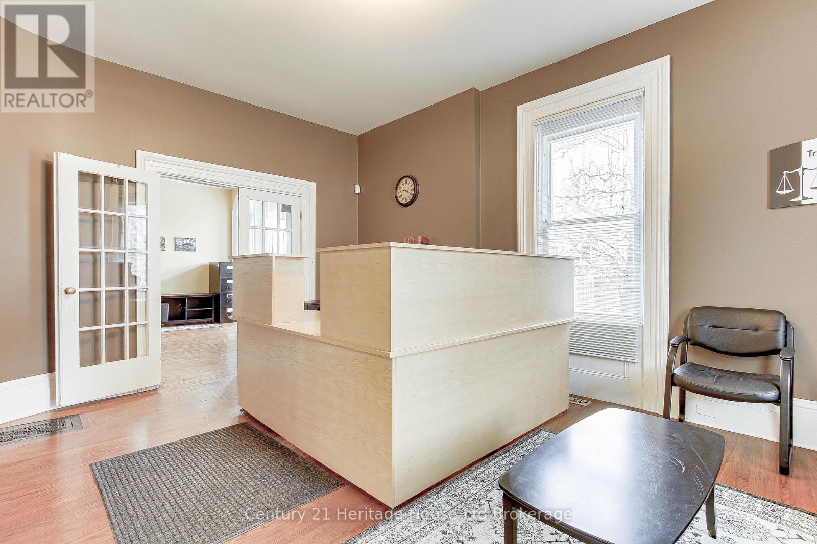 607 Princess Street, Woodstock, Ontario  N4S 4H3 - Photo 6 - X12072024