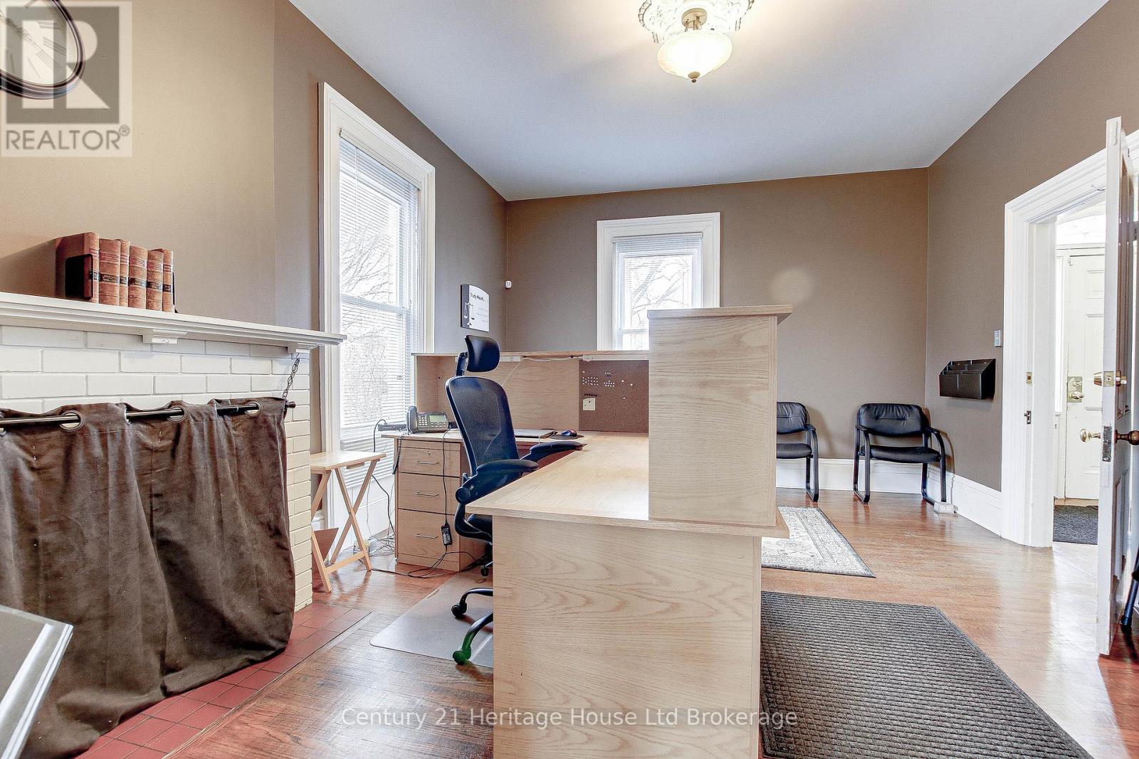 607 Princess Street, Woodstock, Ontario  N4S 4H3 - Photo 7 - X12072024