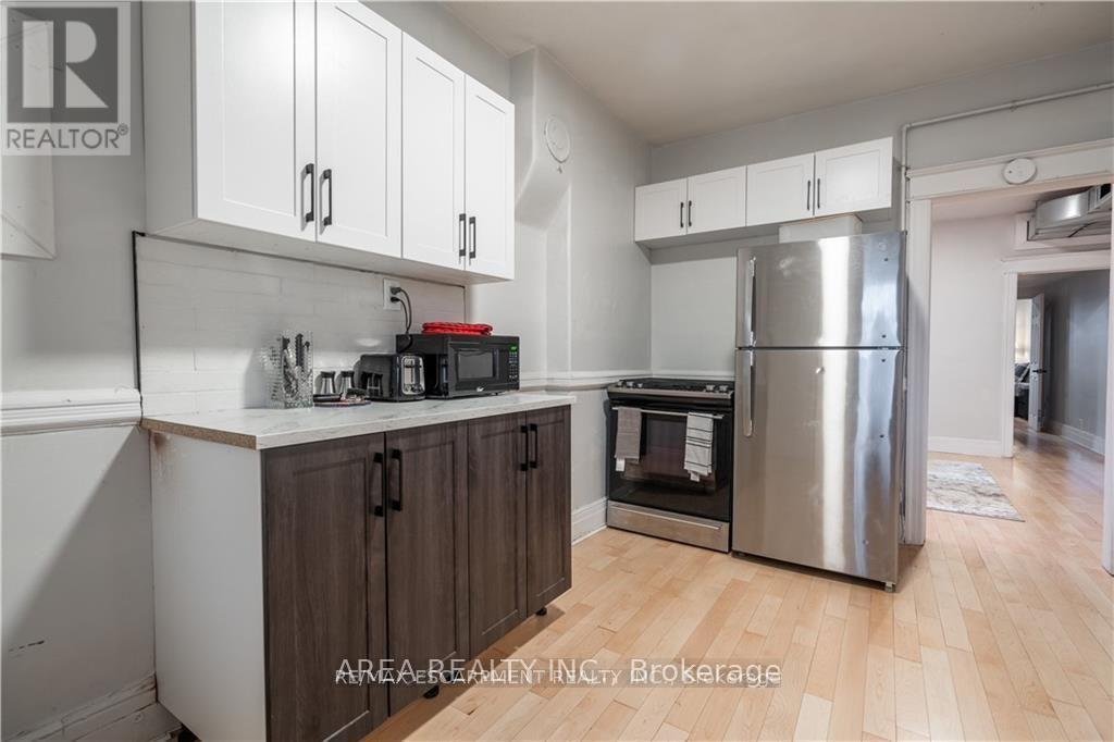 462-464 King Street W, Hamilton, Ontario  L8P 1B7 - Photo 15 - X12071895