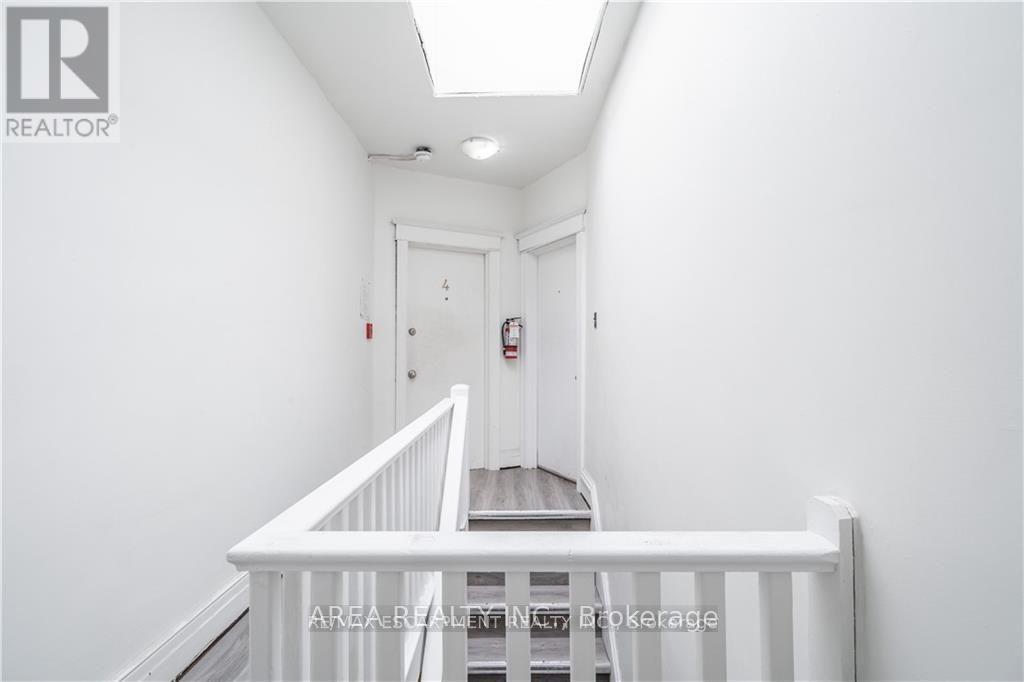 462-464 King Street W, Hamilton, Ontario  L8P 1B7 - Photo 20 - X12071895