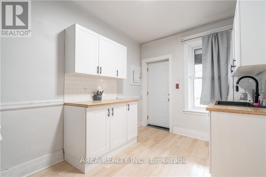 462-464 King Street W, Hamilton, Ontario  L8P 1B7 - Photo 24 - X12071895